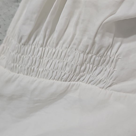 White Button Down Blouse - Picture 4 of 5